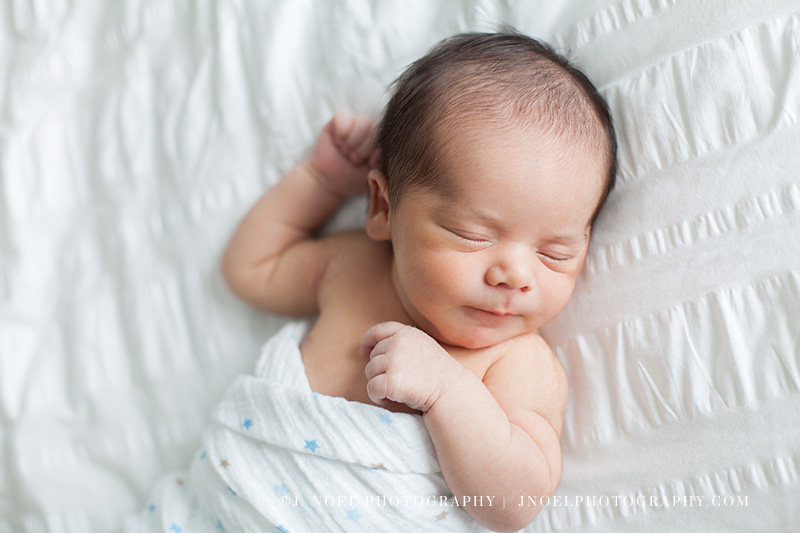 Austin lifestyle newborn photographer 7.jpg