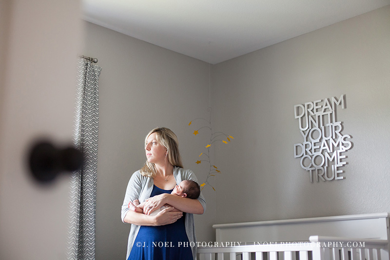 Austin lifestyle newborn photographer 22.jpg