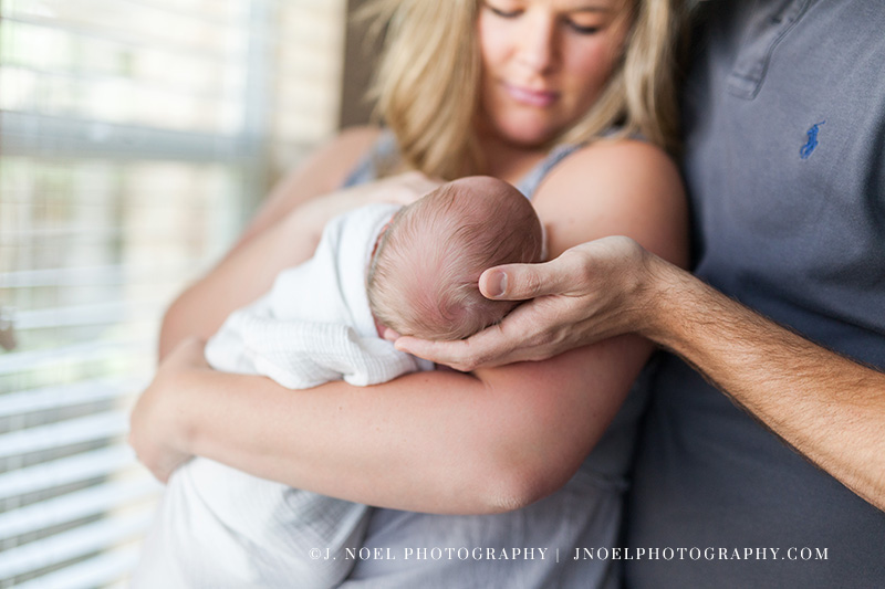 Austin lifestyle newborn photographer 13.jpg