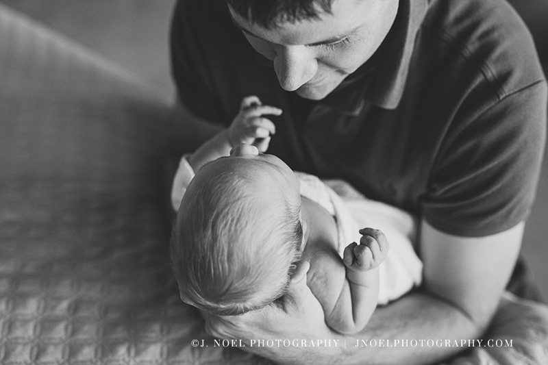 Austin lifestyle newborn photographer 17.jpg