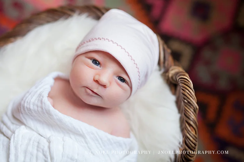 Austin lifestyle newborn 1.jpg