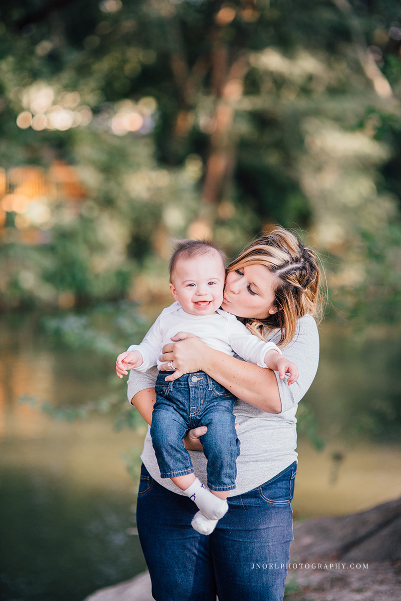 New Braunfels TX family photographer 7.jpg