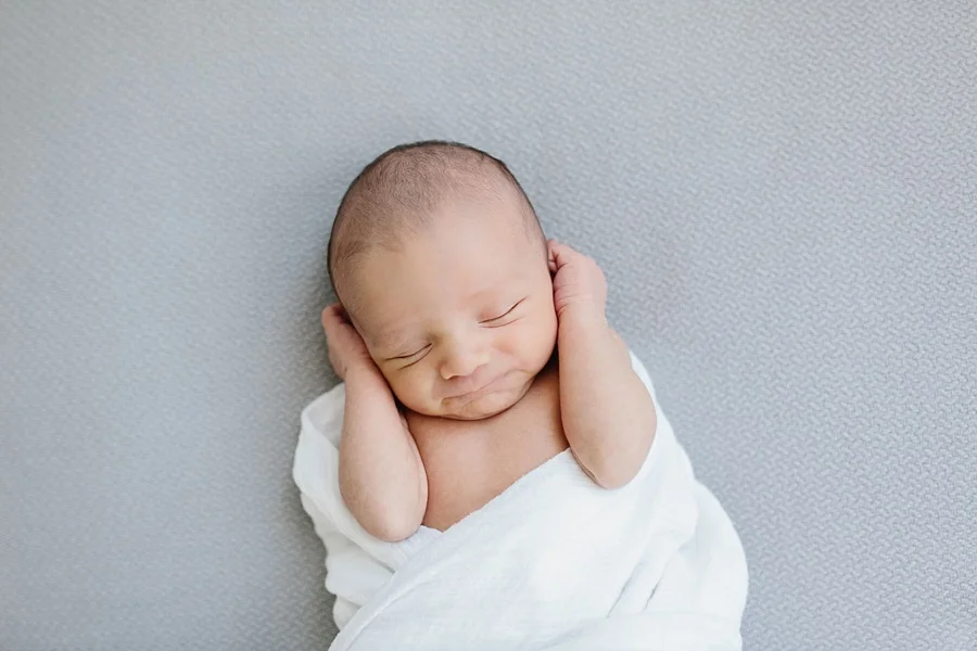Austin Newborn Photographer 20.jpg