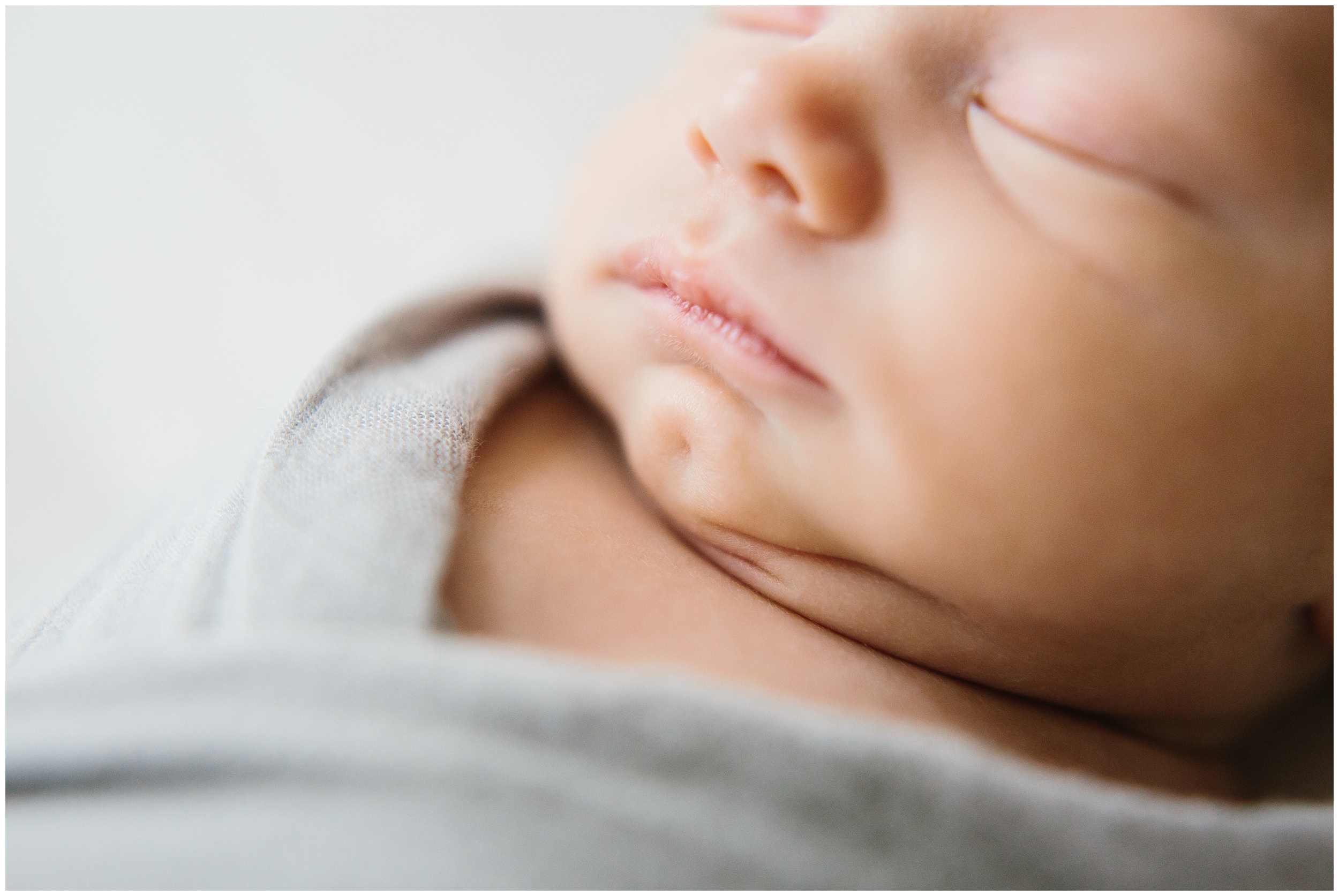 Austin Newborn Photographer17.jpg