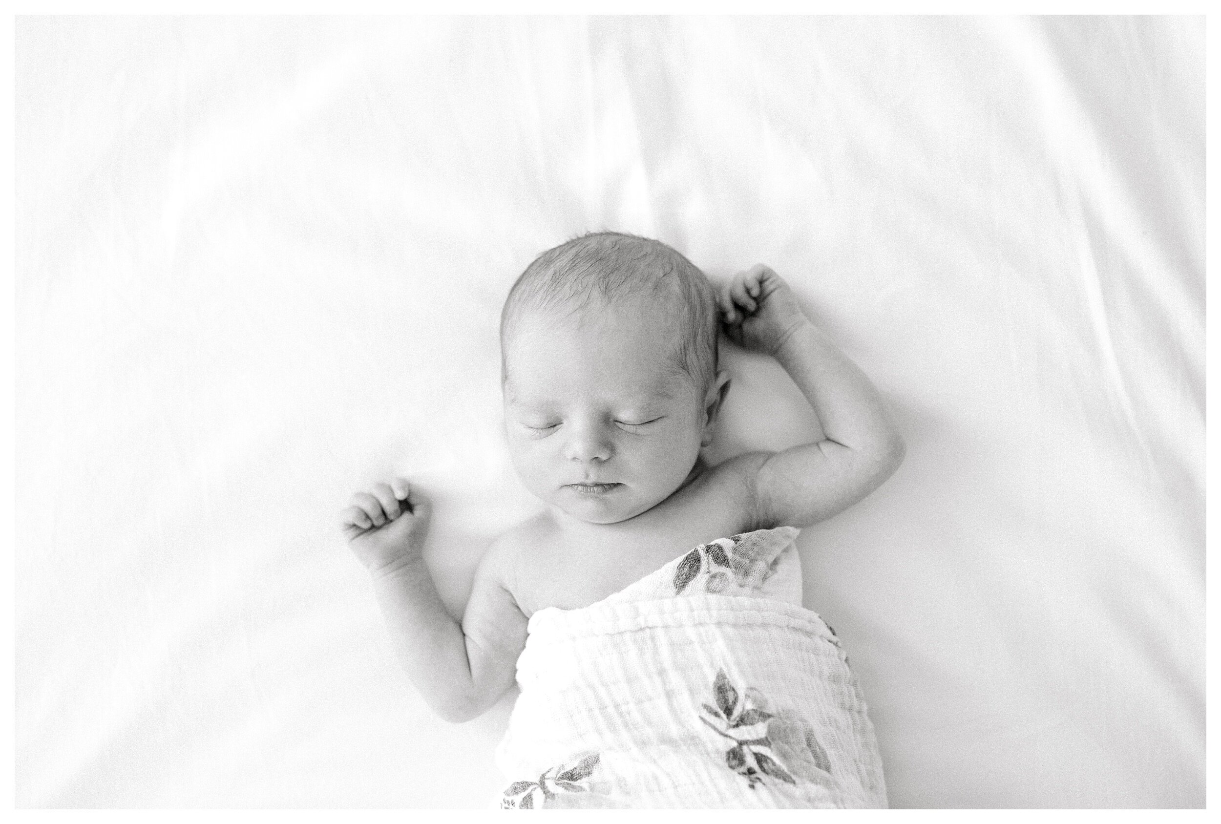 Austin newborn Photographer_0018.jpg