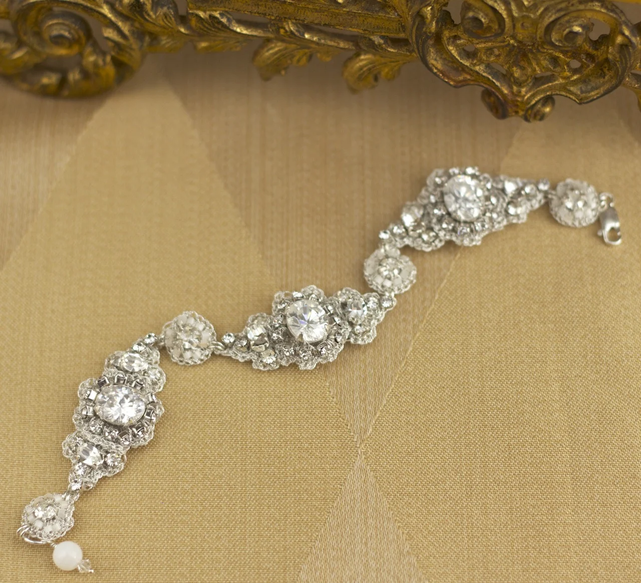 acanthus-bracelet-fl-1.jpg
