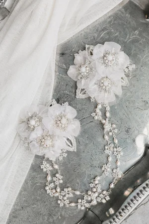 Myrtle Hair Chain — Edera Jewelry | Heirloom Lace Wedding  display picture 1