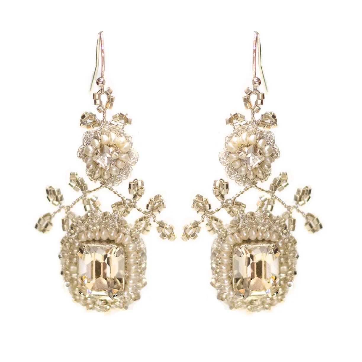 victorine-earrings-silver-white-bg-web.jpeg