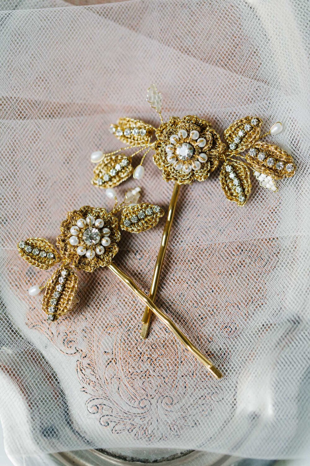 Flower beaded decorative bobby pins,
