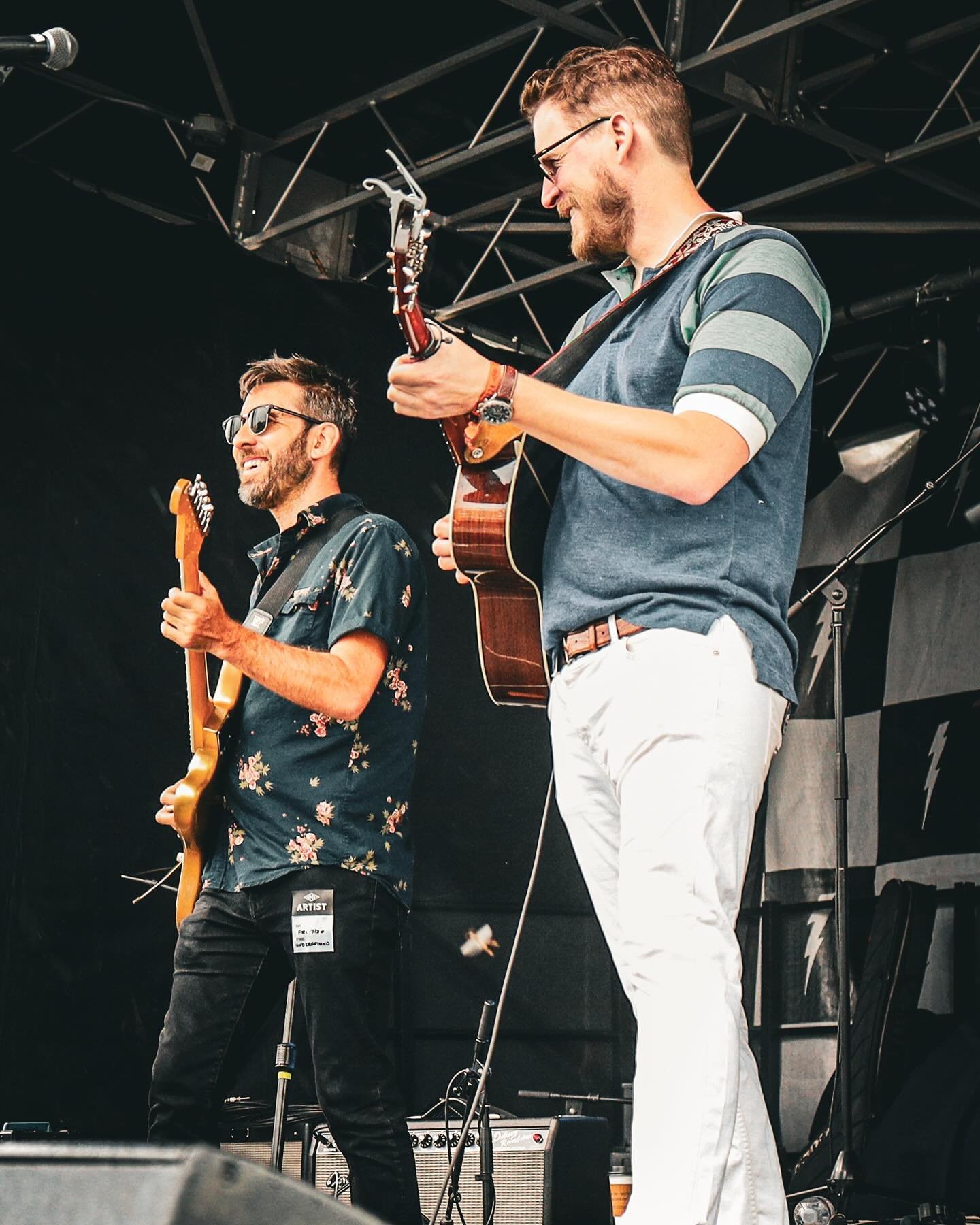 🎵 My buddy and me 🎵 @theums was a blast as always. A huge thank you to anyone who came out to see @kingcardinalband, we know there were tons of options and it means the world to us!!
📸: @_somapictures_ (Cameron Brennan) courtesy of @pillowprincess