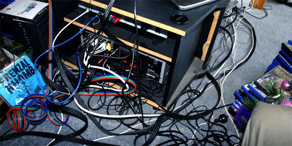No one should suffer from cord management problems. 