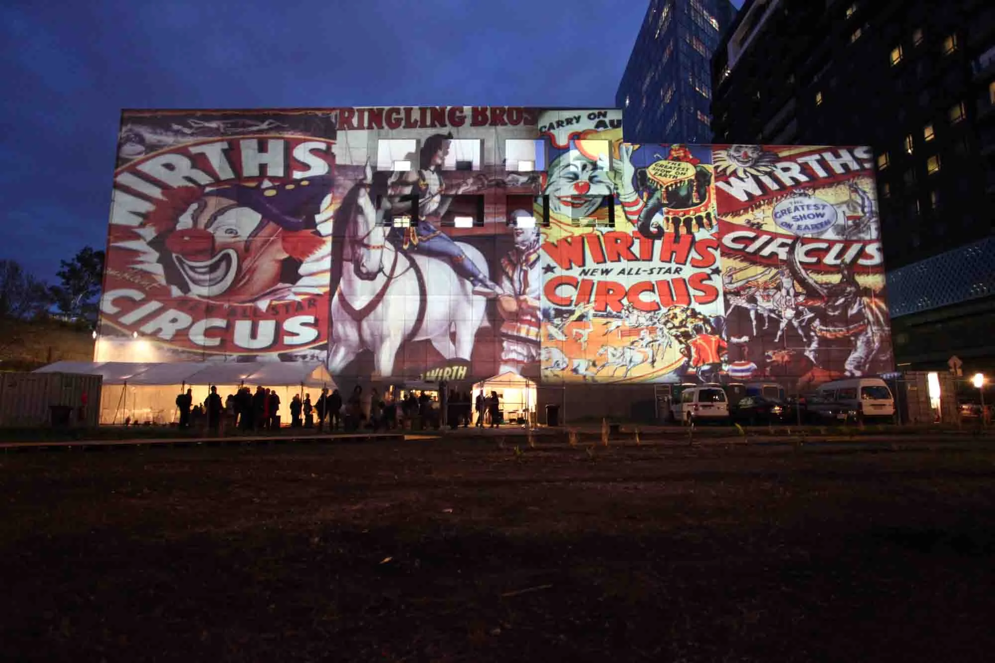 Large format projection images with Projectionteknik, for a performance by the Australian National Academy of Music Quartetthaus , on the Arts Centre Melbourne, commissioned by Arts Victoria.