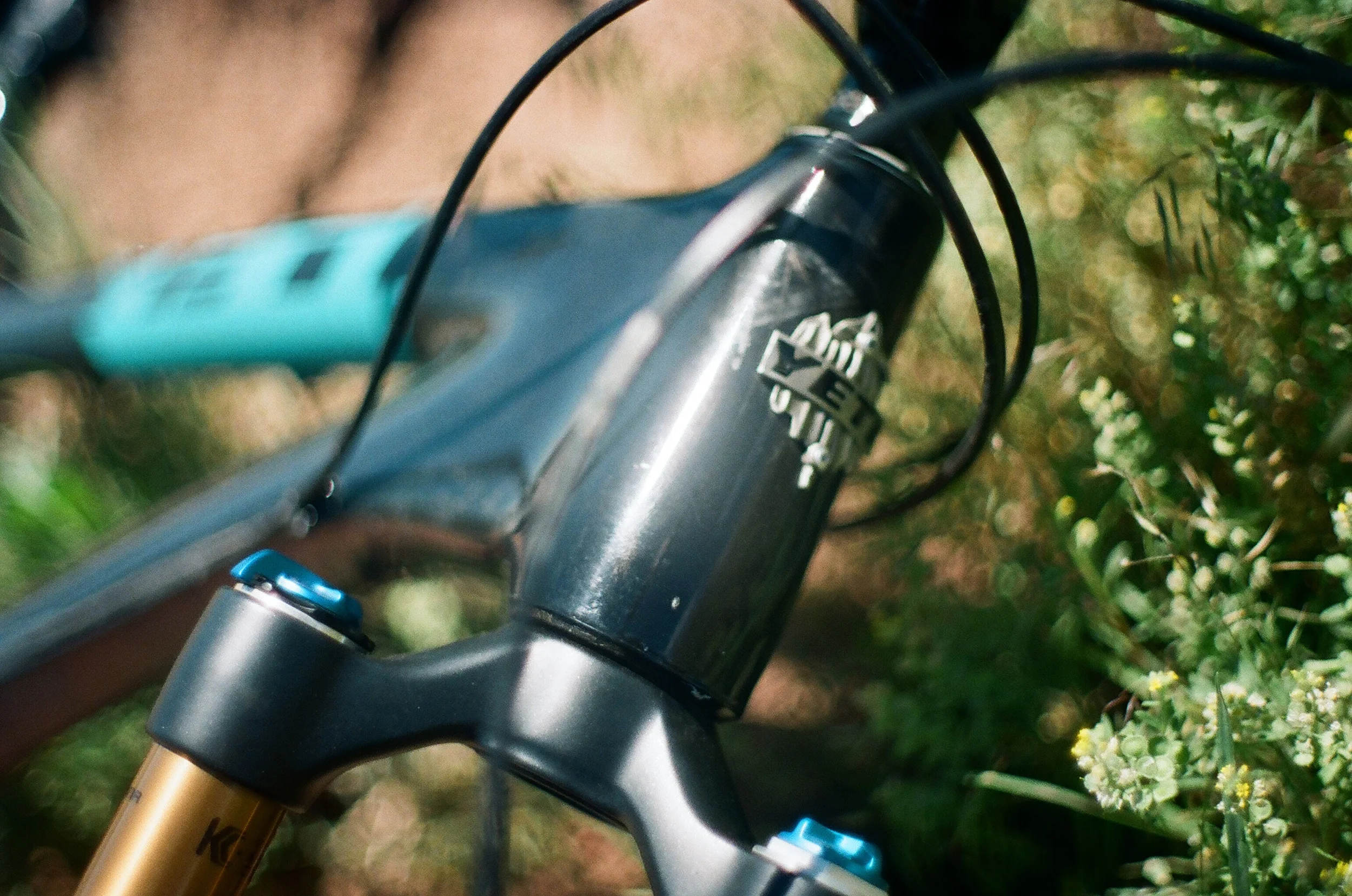 The fine folks at Golden Bike Shop provided this shred sled for a day of riding. With 2.4" tires, full suspension, and a super light carbon frame, this bike is pretty much the best bike in the game for CO trails. My lungs, on the other hand, were the worst in the game. By far. Like, they were in the D league and then lower then somehow lower than that.