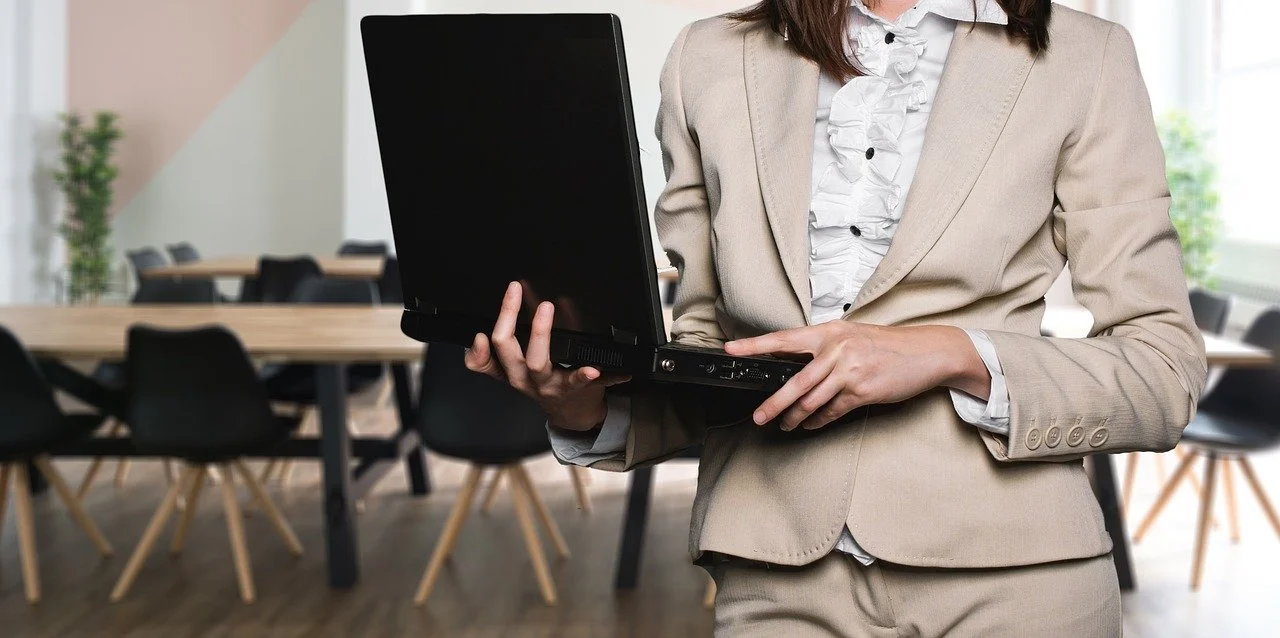 businesswoman.jpg