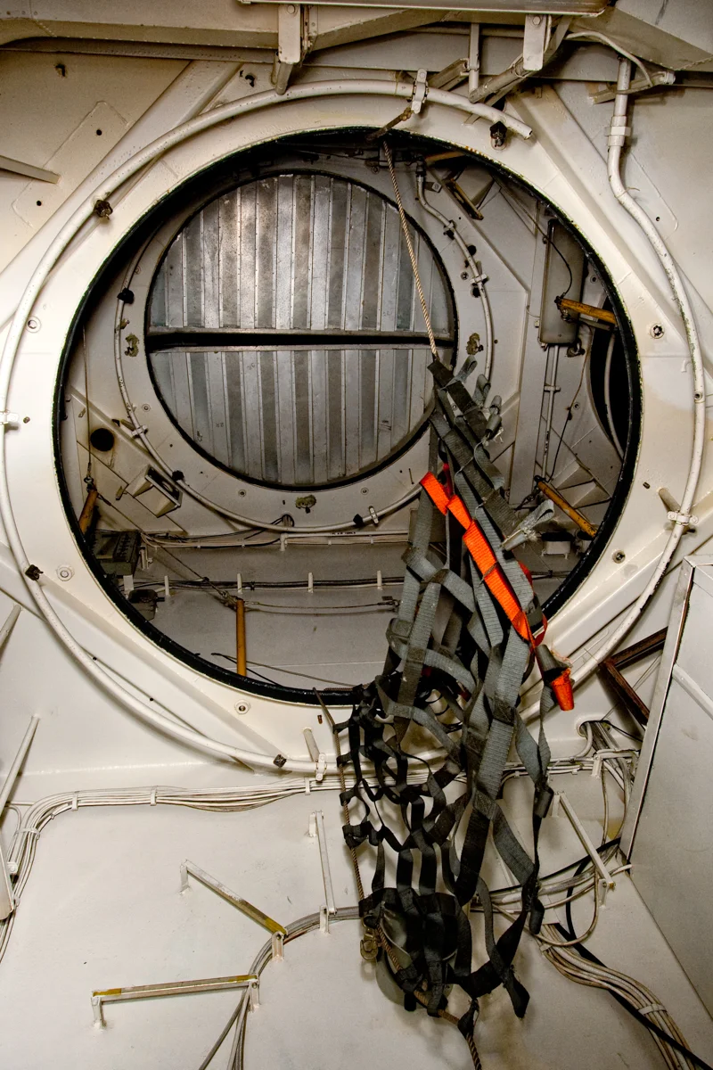 Missile magazine