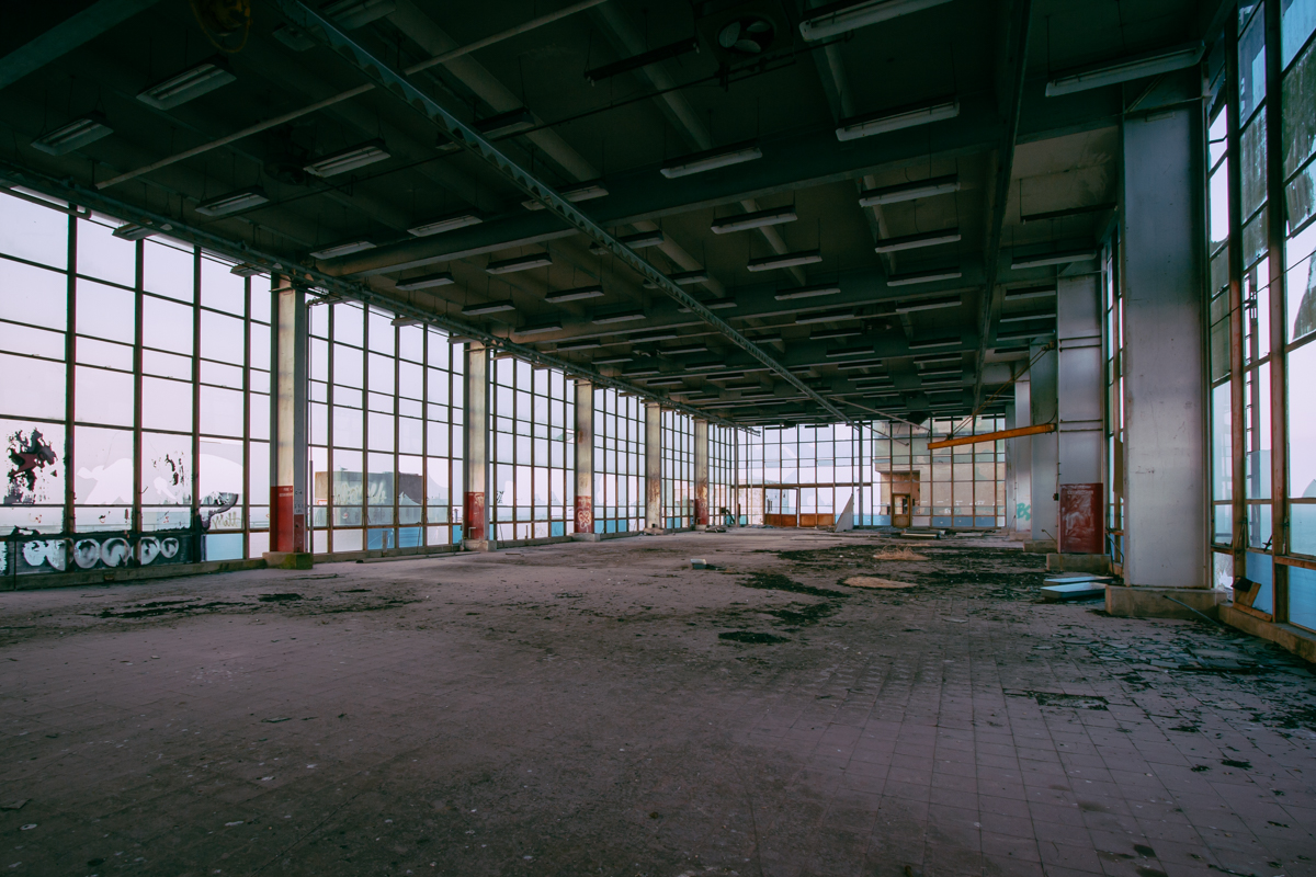 Building 253, Hunter's Point Naval Shipyard 