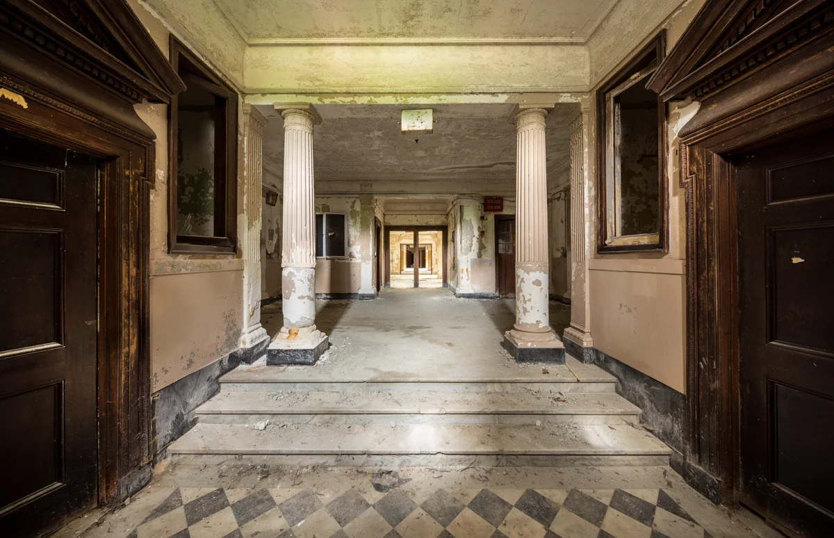 Pano inside the lobby of the Jones Building