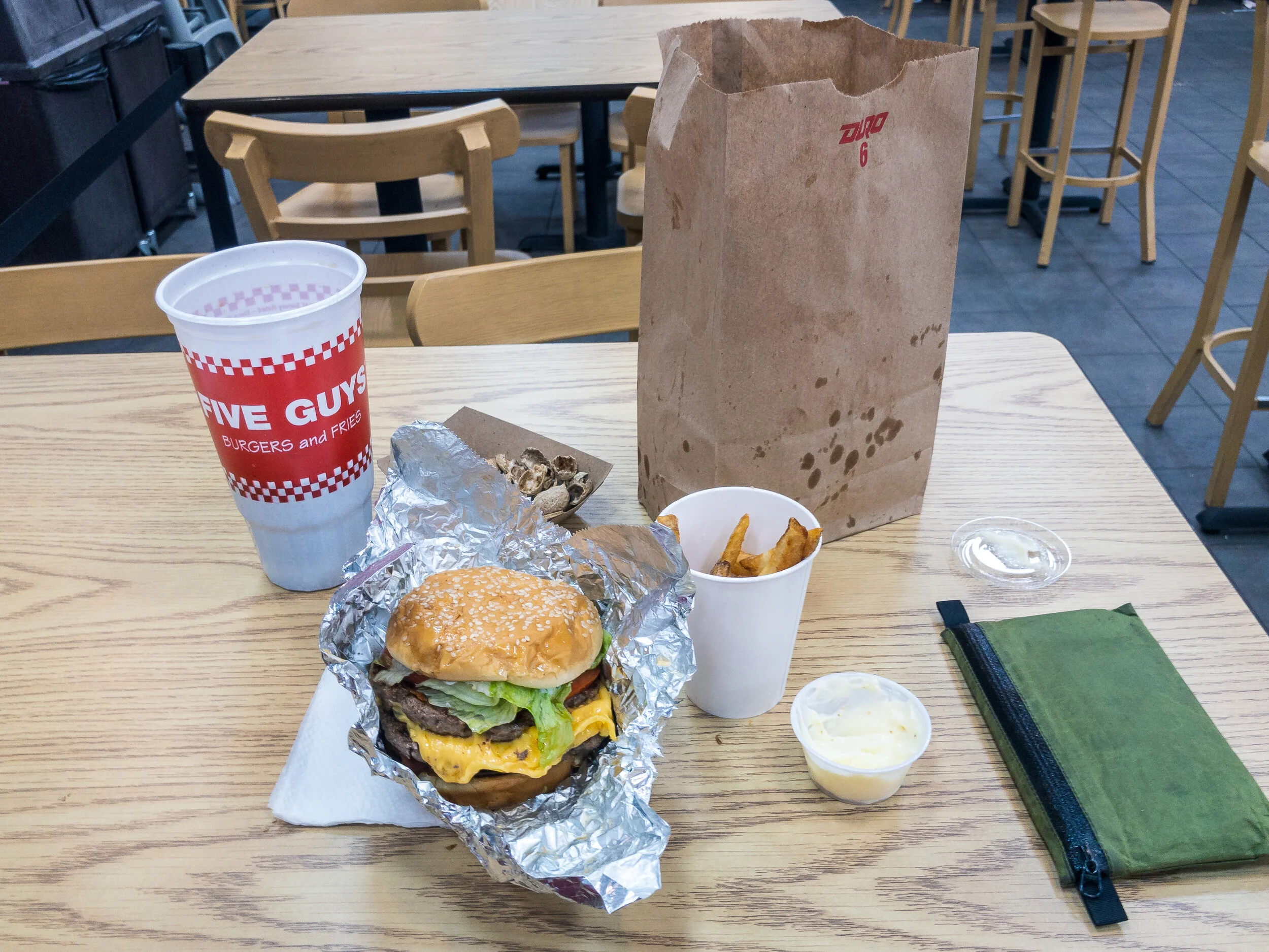 bend-five-guys-burgers-pct.jpg