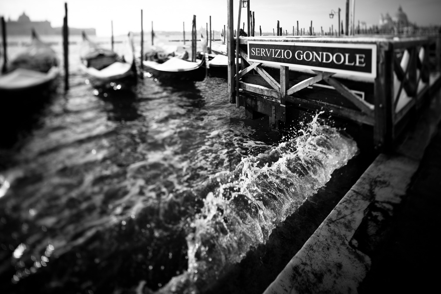 008_10.002_0059_venezia.neve_W.jpg