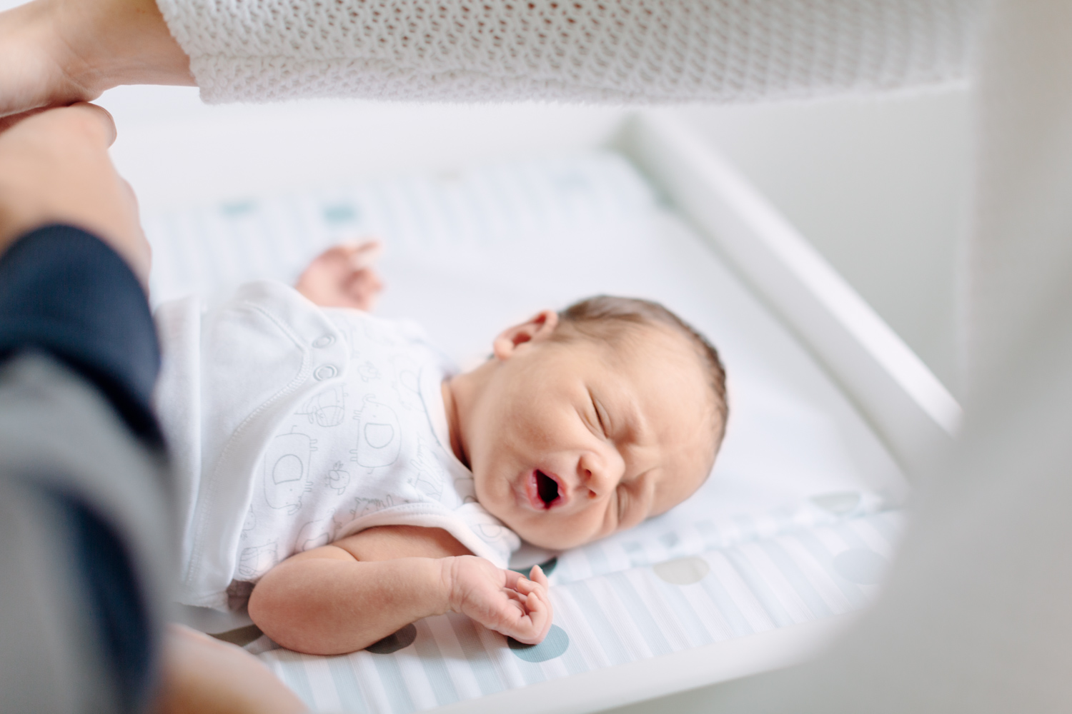04_katierollings_baby_Lifestyle_photographer_london.jpg