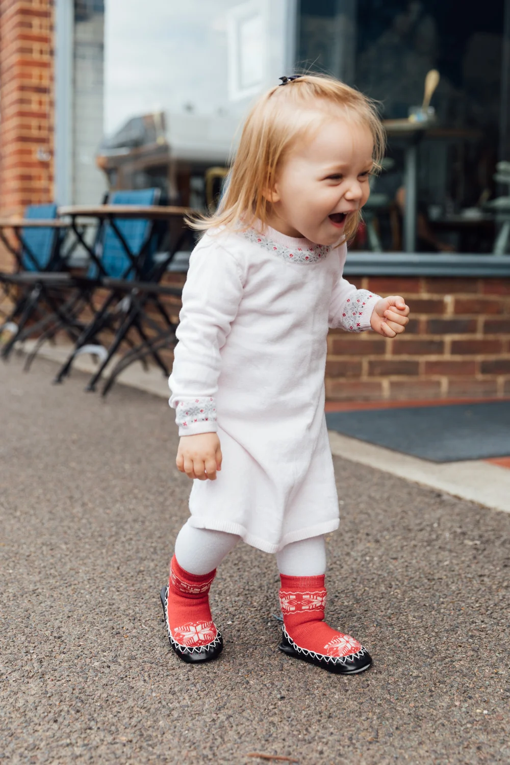 13_katierollings_Moccis_photographer_london.jpg