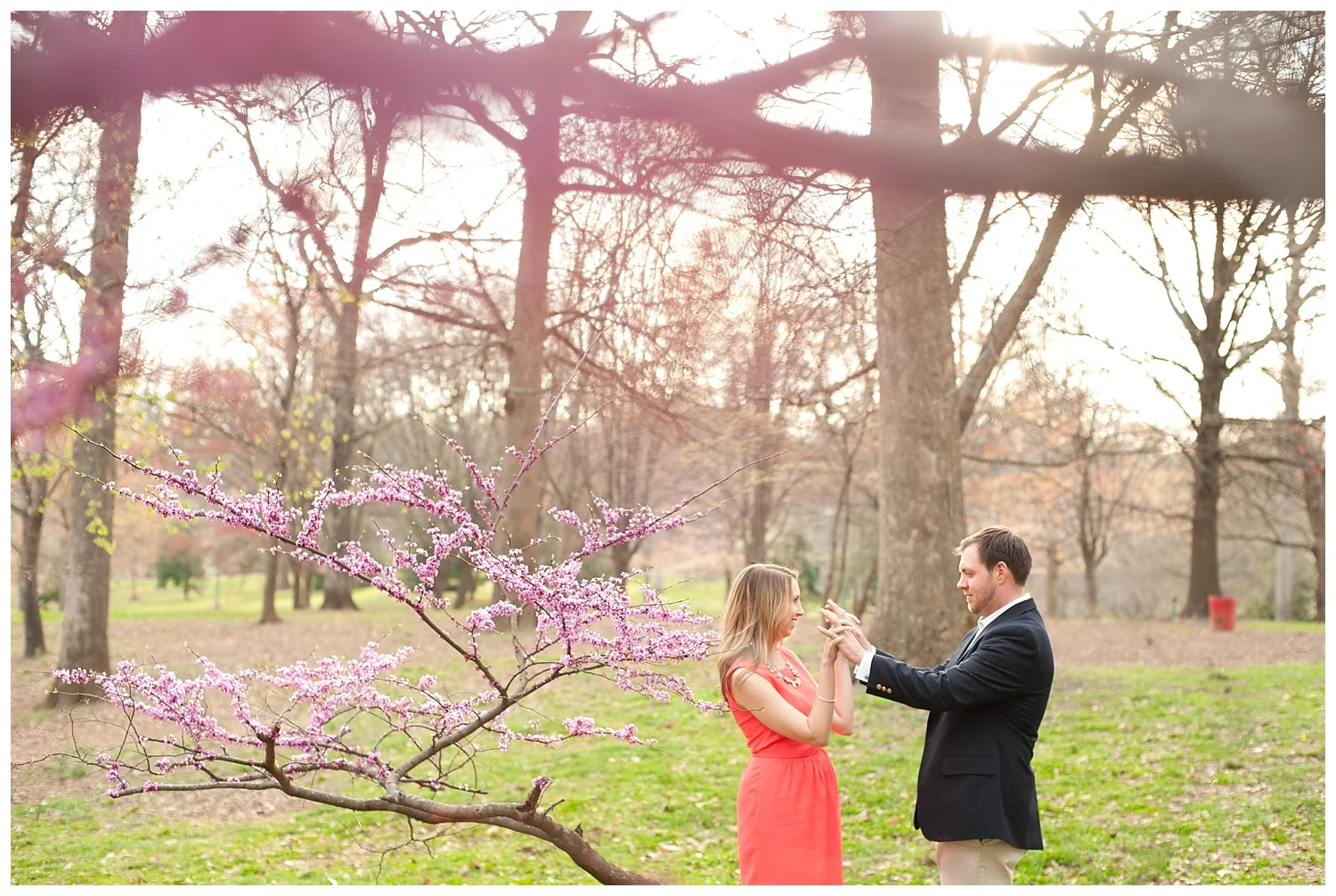 BloomandLo_Abigail&Kyle_Blog_Atlantaphotographer_Engagements_GrantPark_0016.jpg