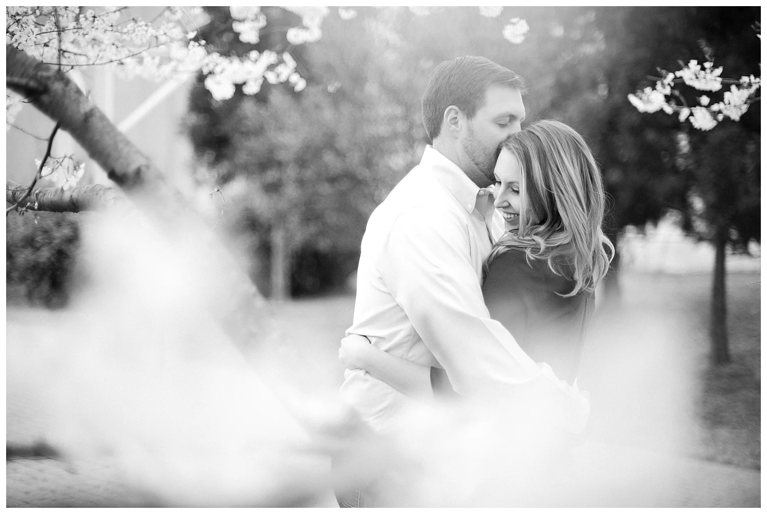 BloomandLo_Abigail&Kyle_Blog_Atlantaphotographer_Engagements_GrantPark_0024.jpg