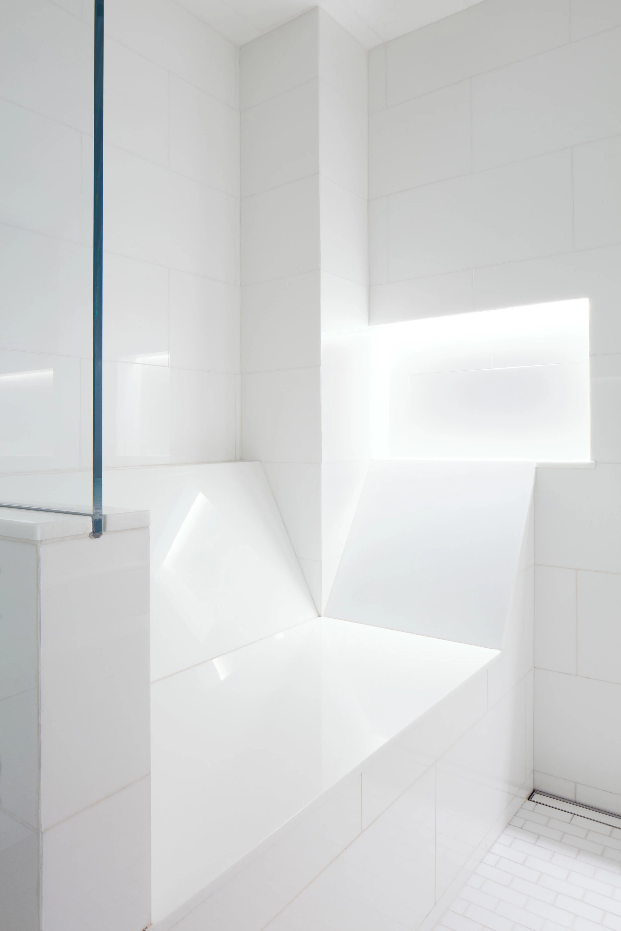 09_20170504_AG_West38_masterbathroom_b.jpg