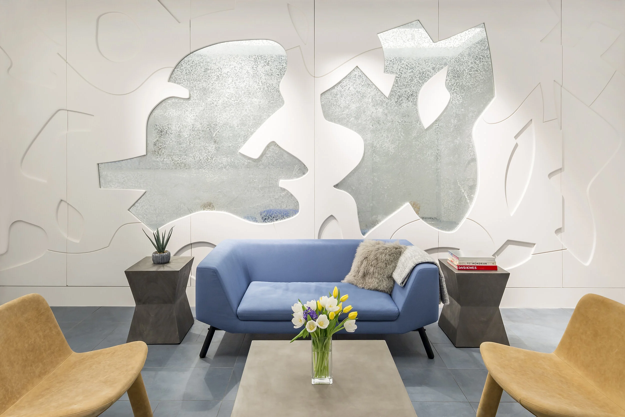 16_A+A Studio_AdMo-Lobby-6298Rt.jpg