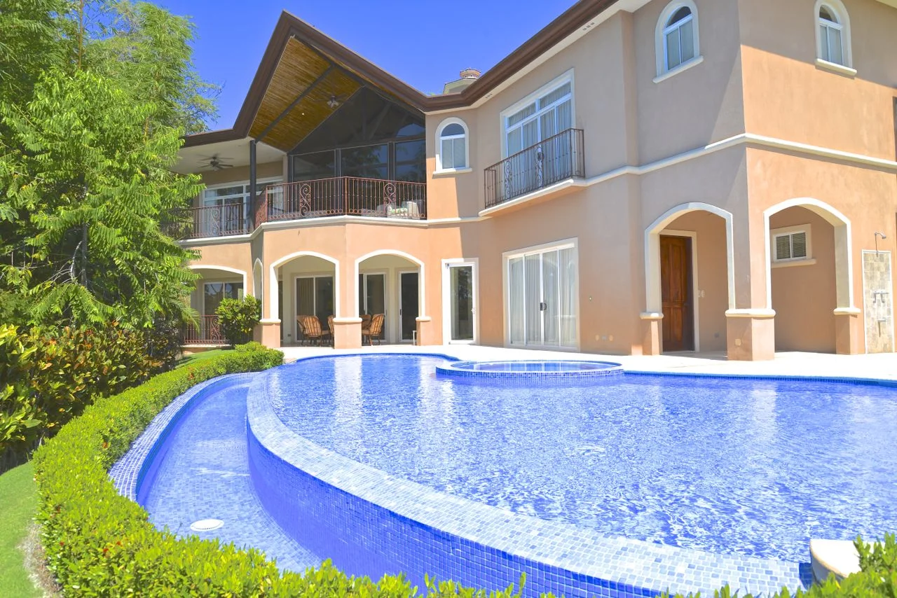 Casa_Pacifica09.jpg