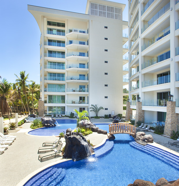 Daystar Diamante del Sol Exterior Pool.jpg