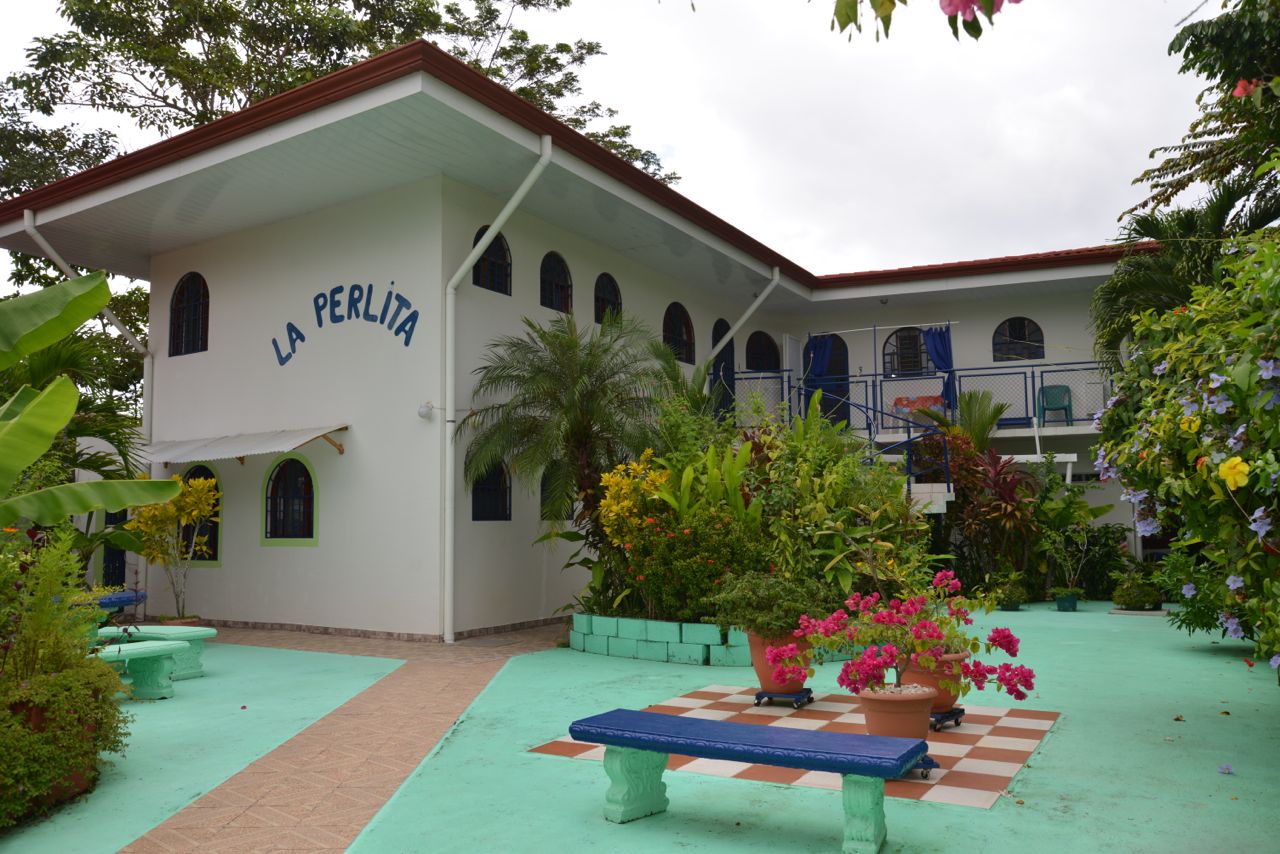 La_Perlita_Jaco_01.jpg