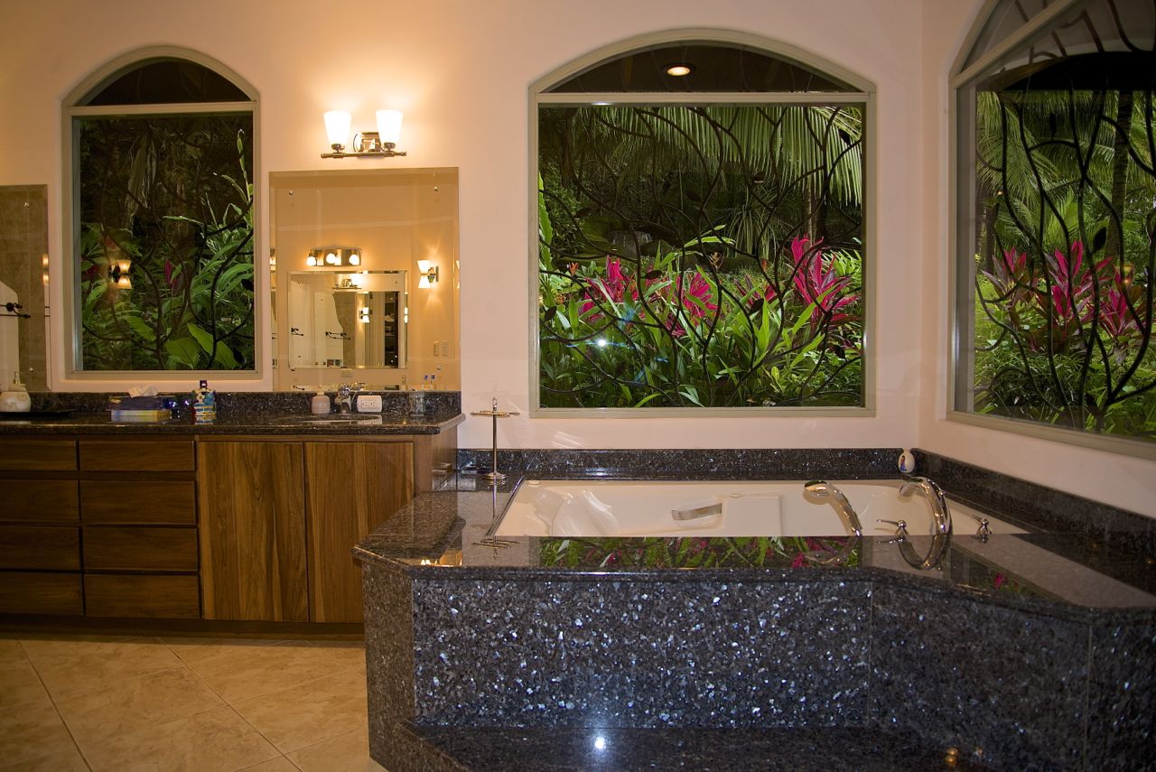 Southbeach_Paradise_29.jpg
