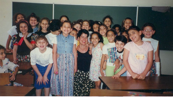  In 1996, I taught a second grade class at a German school in
Cairo. The class consisted of 26 Egyptian girls. It was loud, but fun. 