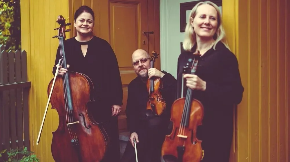 Ssens Trio - String Trio (premiere)