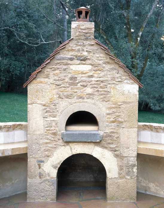 gazebo2.jpg
