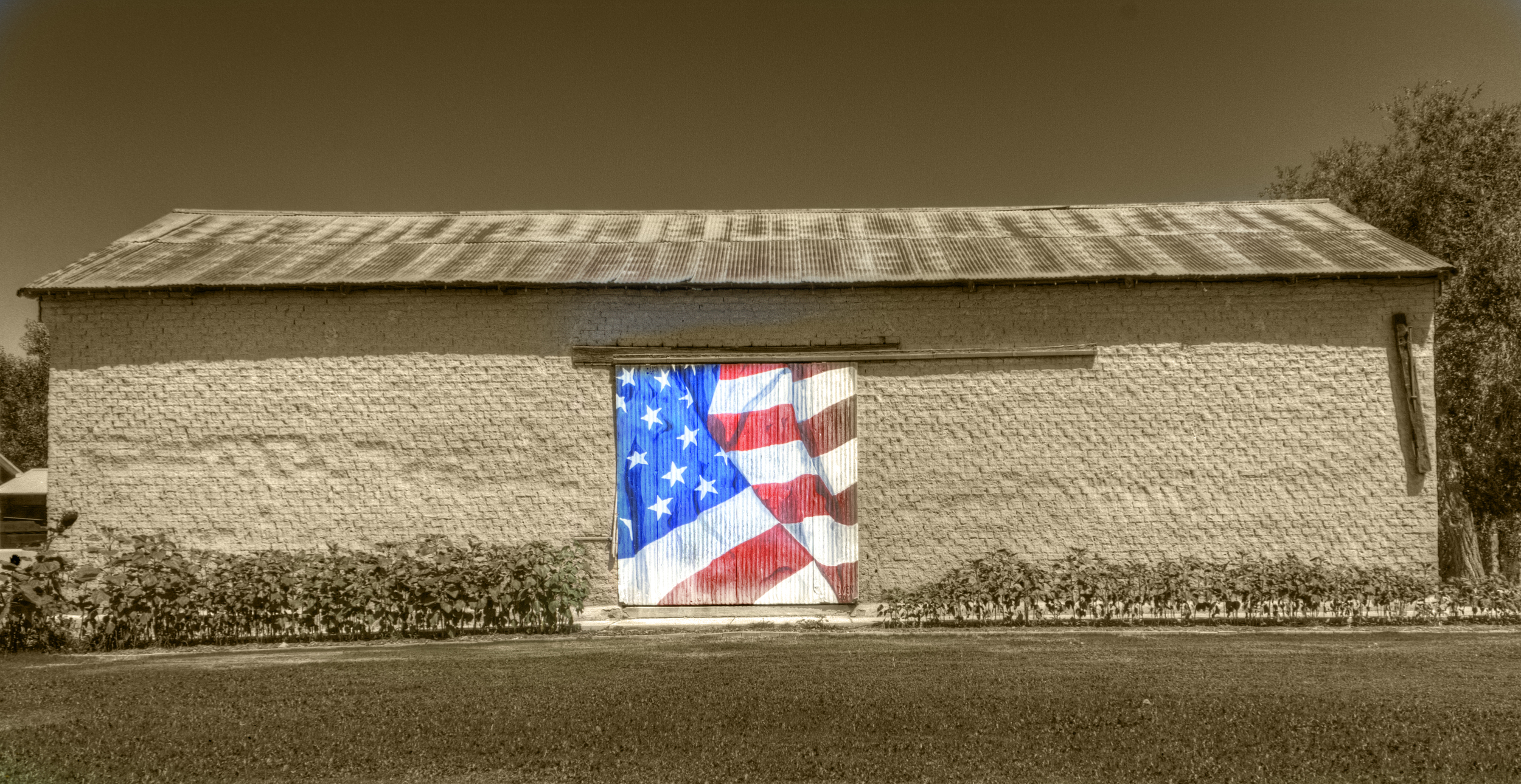 Patriotic Barn, Mesilla, NM