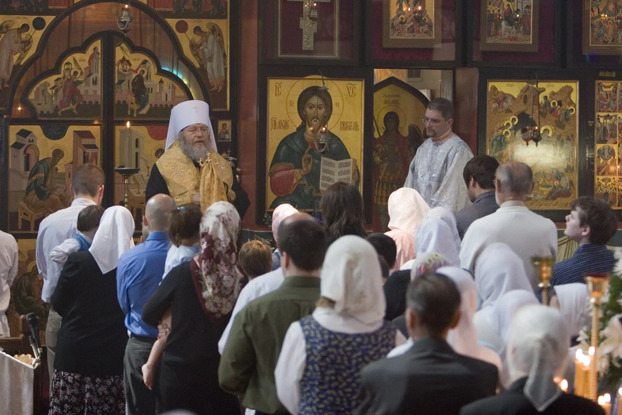 7933%2520Met%2520Hilarion%2520giving%2520sermon%2520A1.jpg