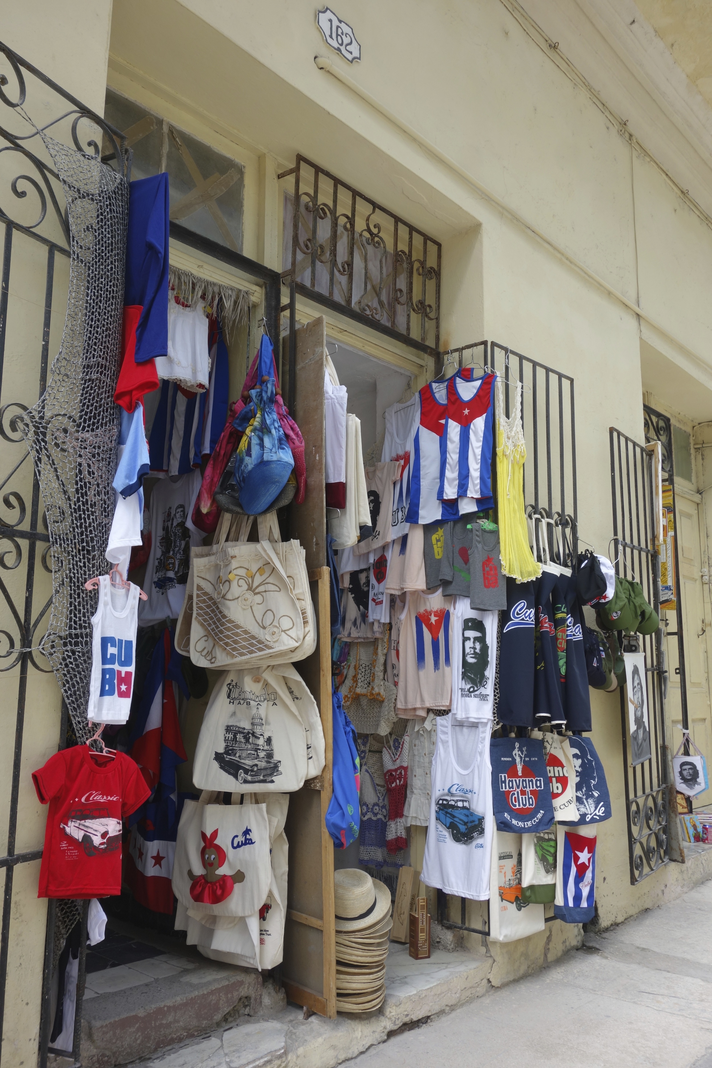 Cigars, rum and coffee aren't allowed to come home with us, so we shopped the souvenir stands featuring mostly bone jewelry, wood carvings and Che Guevara everything.