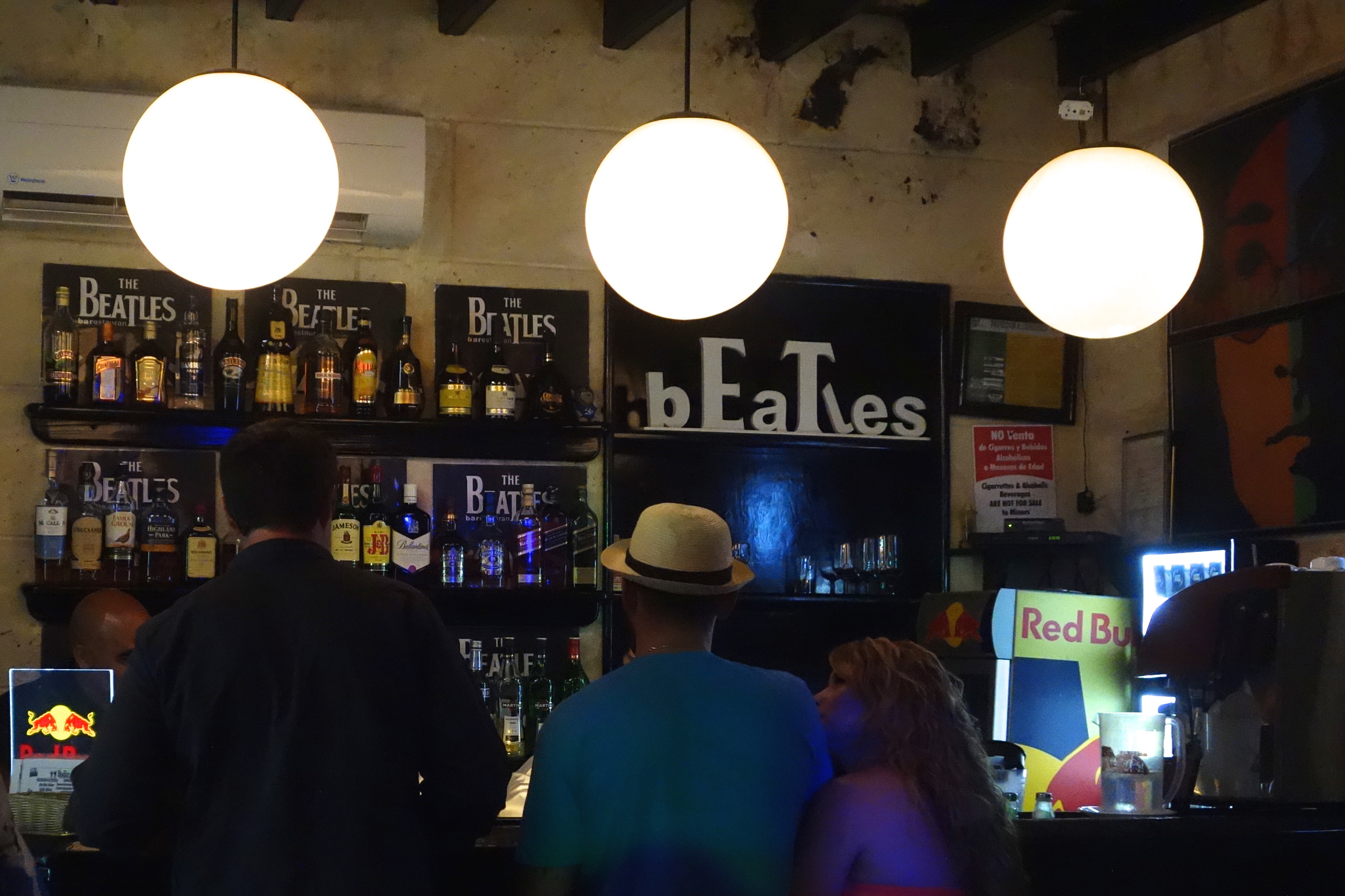  Aside from the resorts, Varadero is a small fishing town without a lot of nightlife. But apparently locals and tourists go to hear live music at the Beatles Bar.&nbsp; 