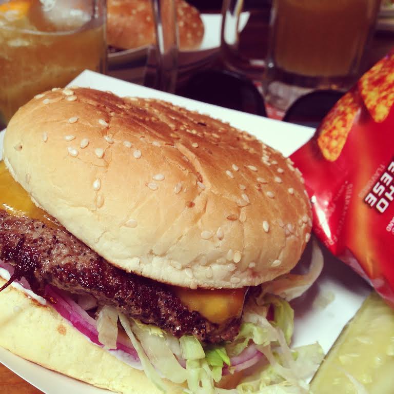 Hinano Burger.jpg