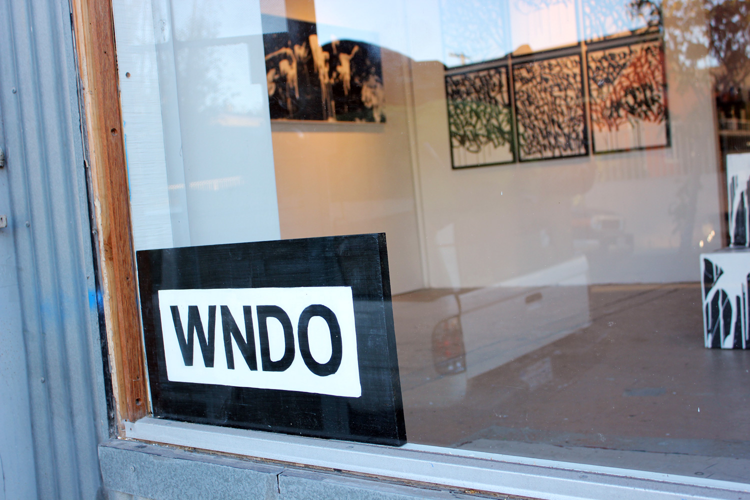 Taking over the former studio space of Doug Edge, partners Bisco Smith and Dfalt debut WNDO, a multi-purpose creative space, in collaboration with Jim Budman Studio.