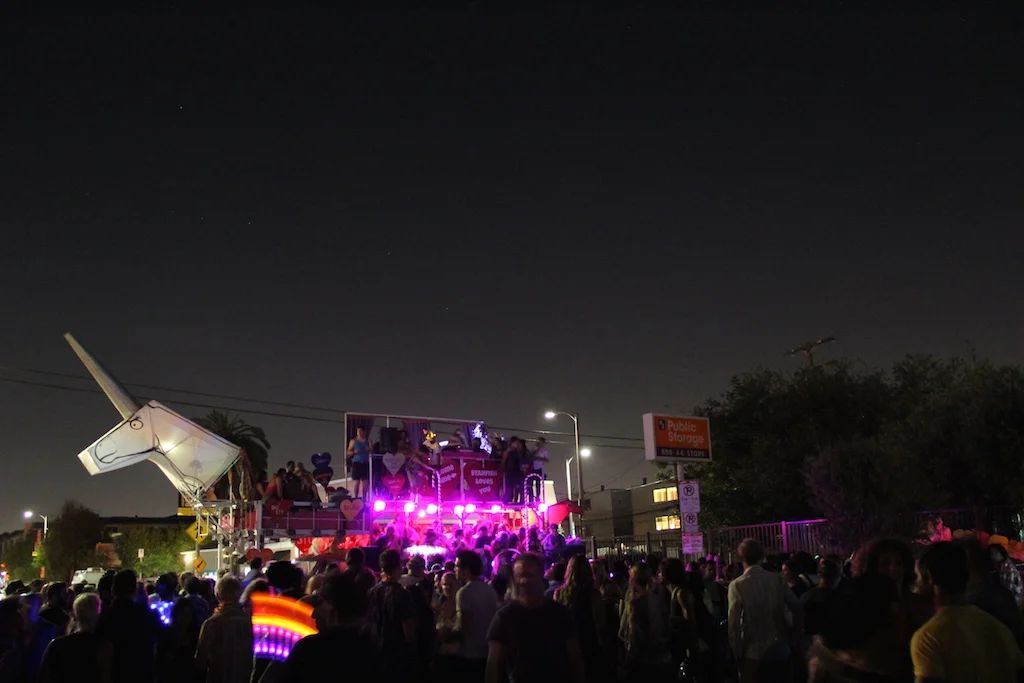 [PHOTOS] Venice Art Crawl Afterburn Block Party