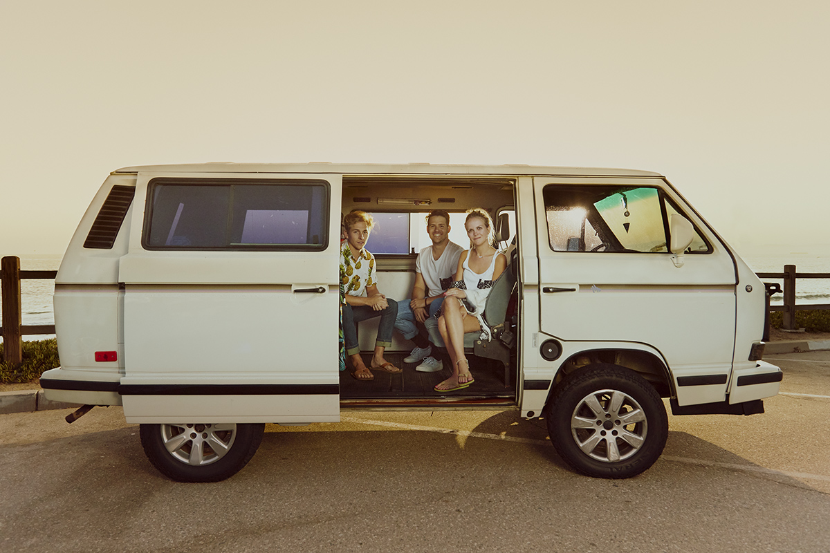 Founders of AlohaForPeople Ethical Clothing