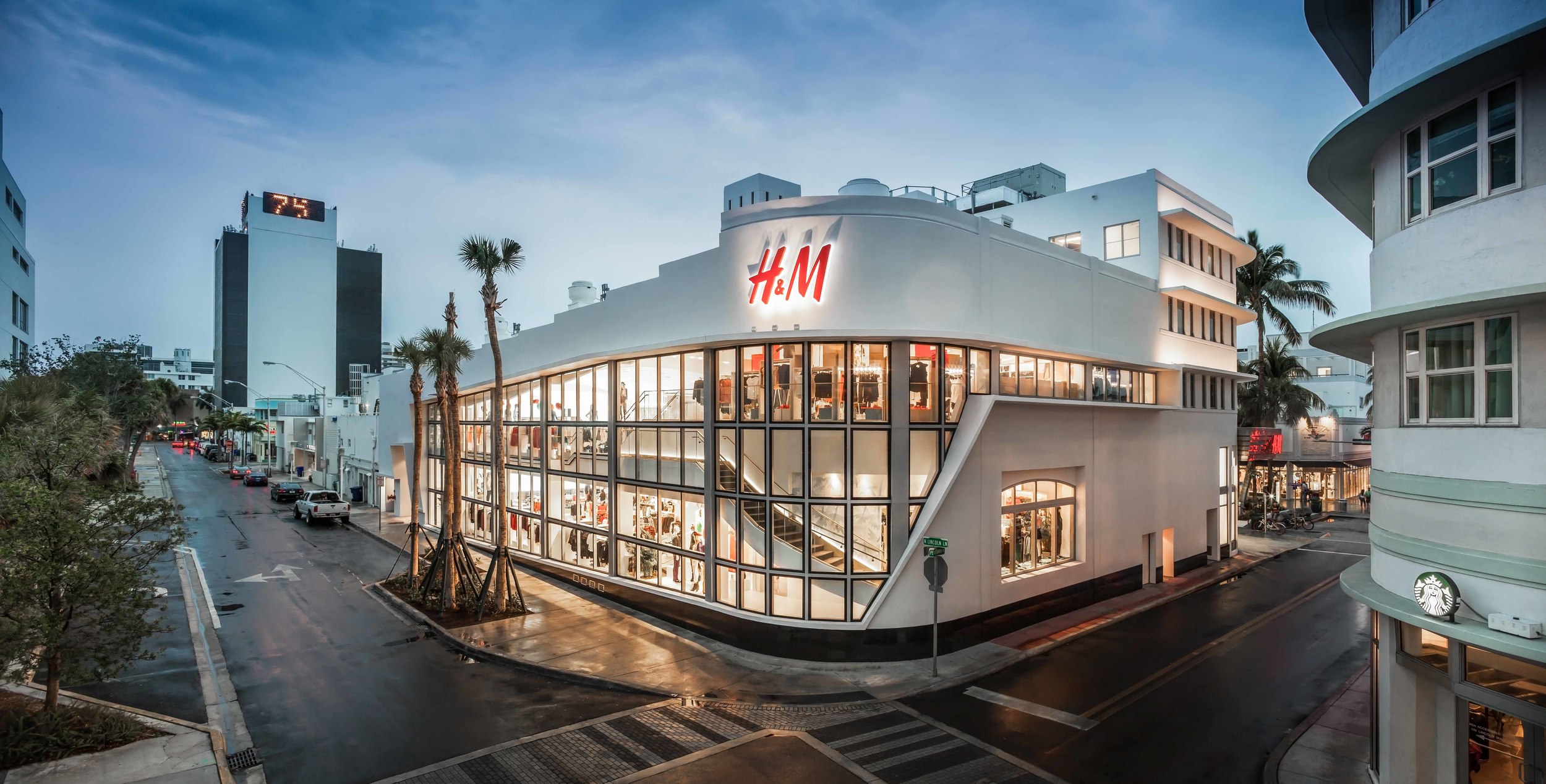 Lincoln Theatre/ H&M Lincoln Road