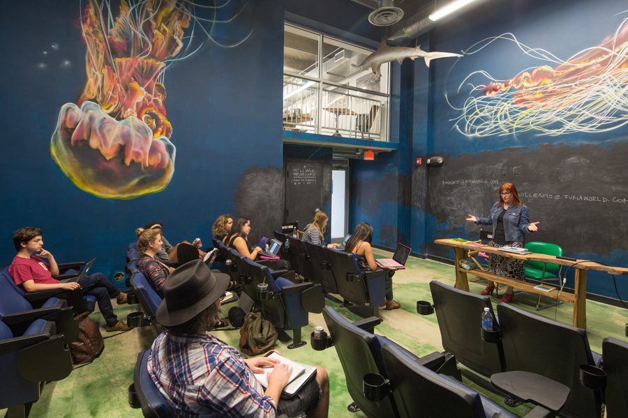  Classrooms are also flexible, and feel integrated with the rest of the campus. 