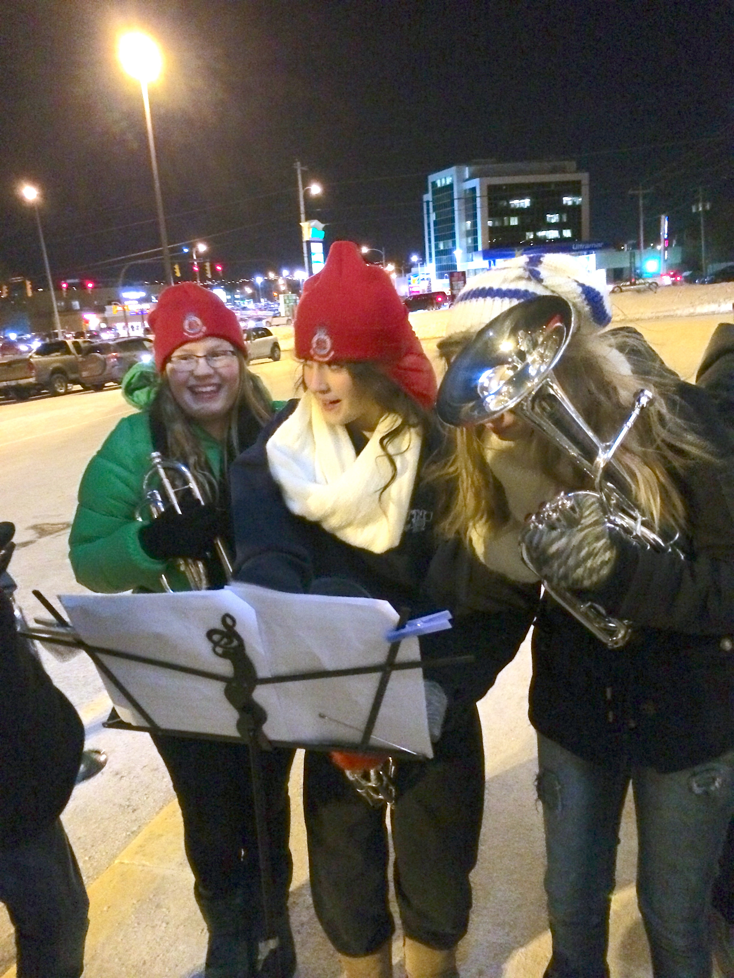 caroling2013-2.jpg
