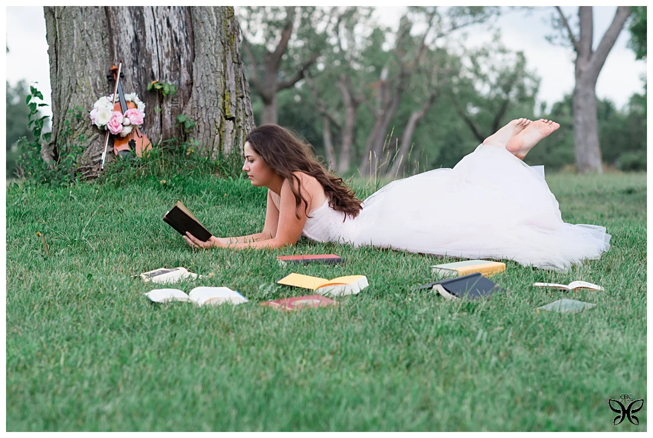 Chicagoland Photographer | Emily's whimsical Senior Session