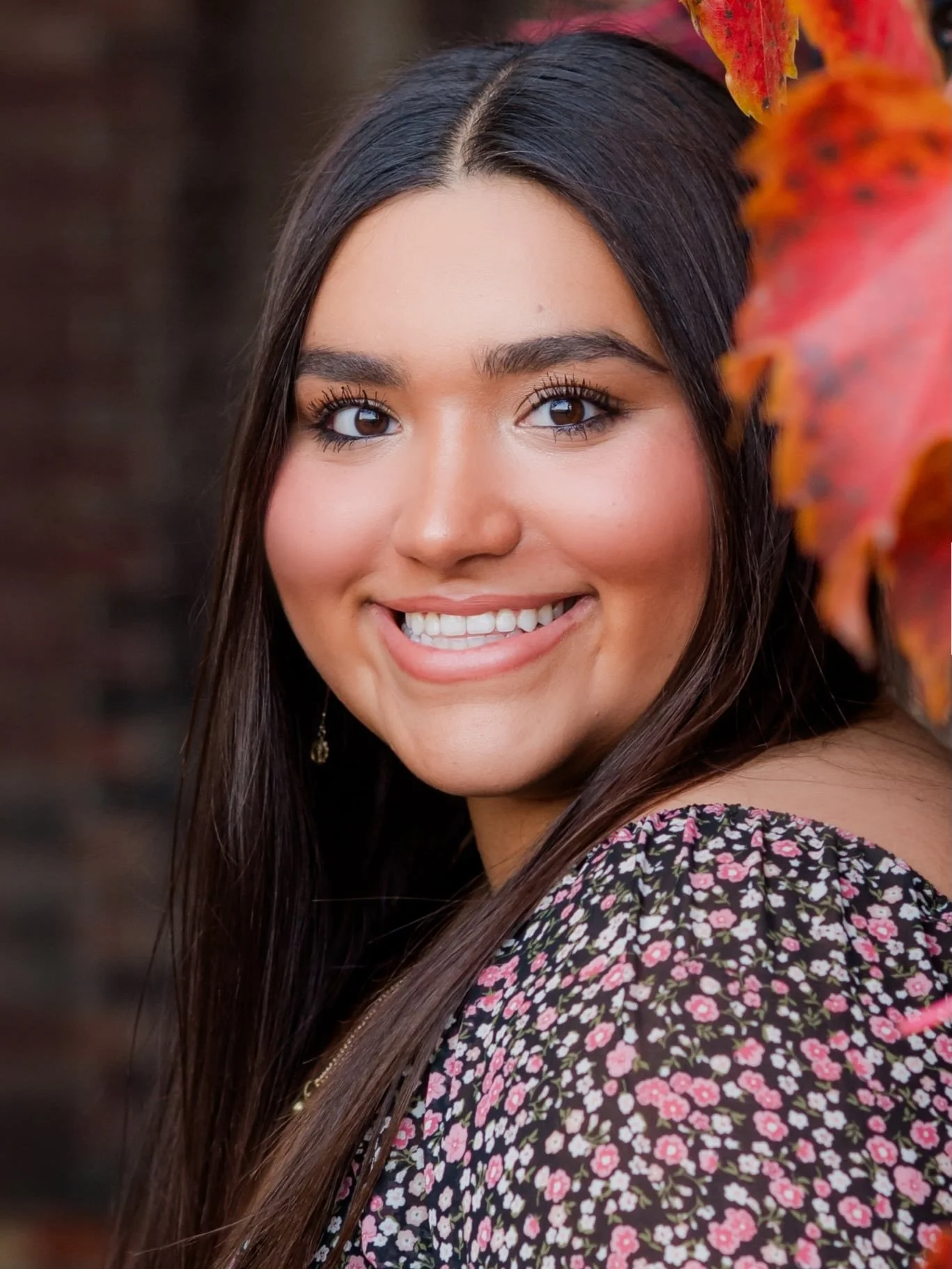 Photographing high school seniors is seriously my favorite! Especially when they are as beautiful as Cheyenne! Congratulations to the class of 2026! Now booking class of 2027 📸📲🙋&zwj;♀️

#chcphotographyinc #andreanhighschool #athletesoftball #byeb