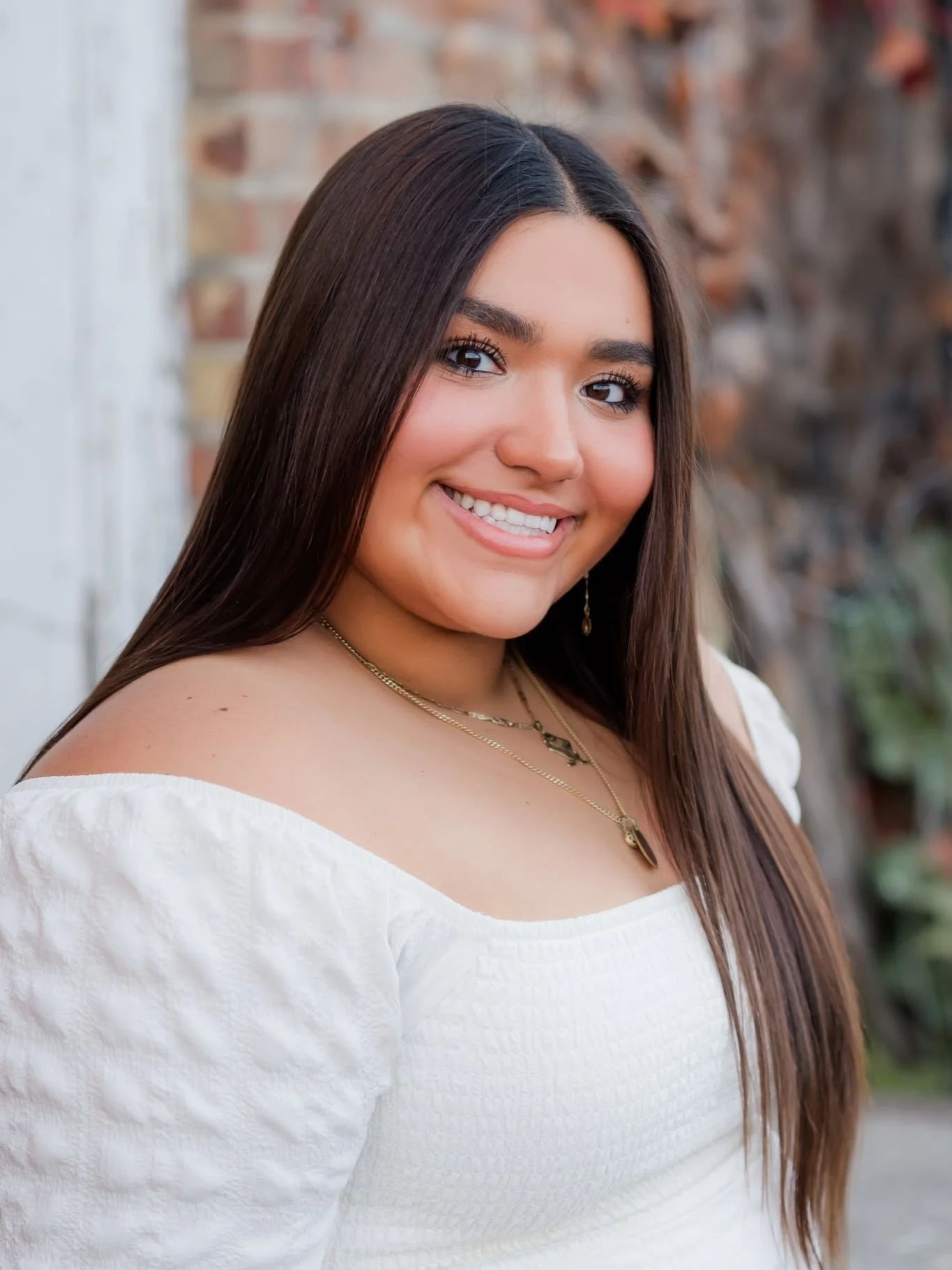 Congratulations @cheyennesammons14 🎉🎉🎉 good luck pursuing your dreams and softball in college! Thank you for letting me do your senior portraits. You are beautiful and it shows in every shot! 

#chcphotographyinc #softballgirls #andreanhighschool 